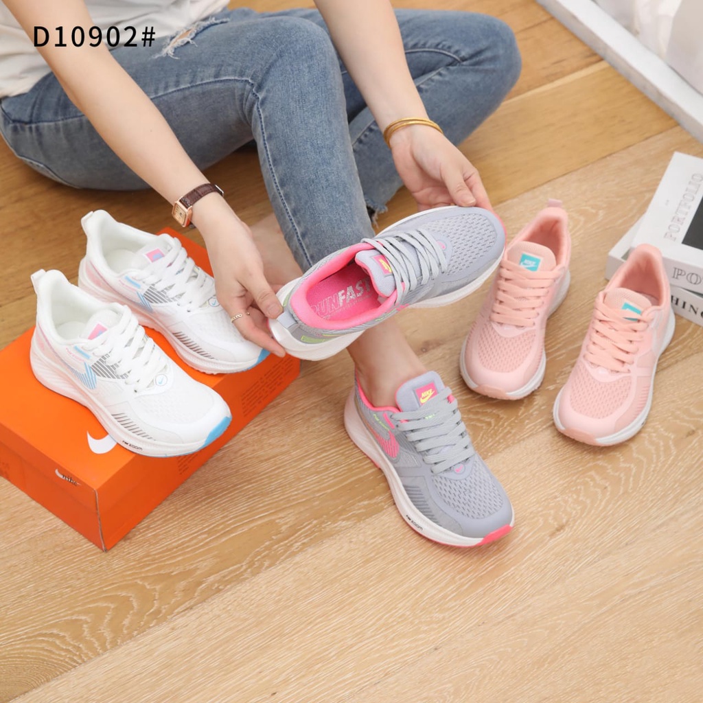 Nk Zoom Running With Canvas Logo Women Shoes  D10902