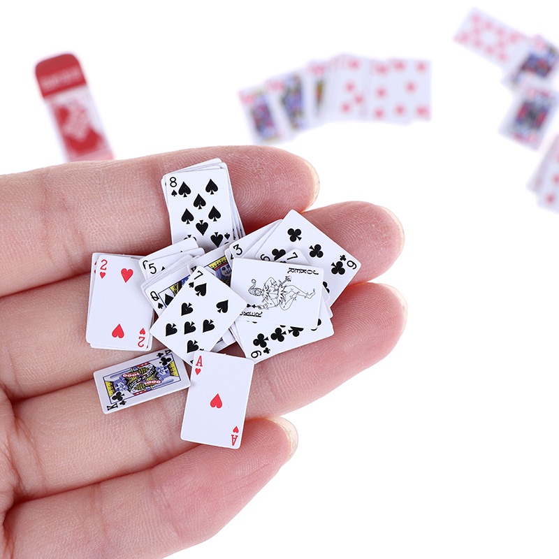Miniatur Kartu poker Bahan Kertas Untuk Rumah Boneka 1: 12