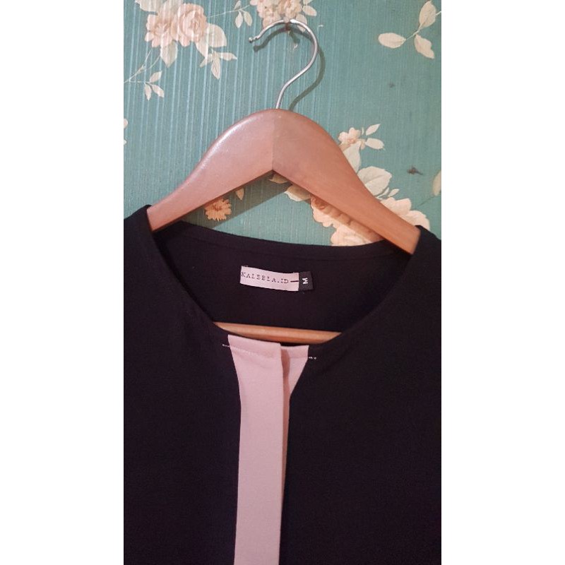 Preloved Kaleela Kanza dress