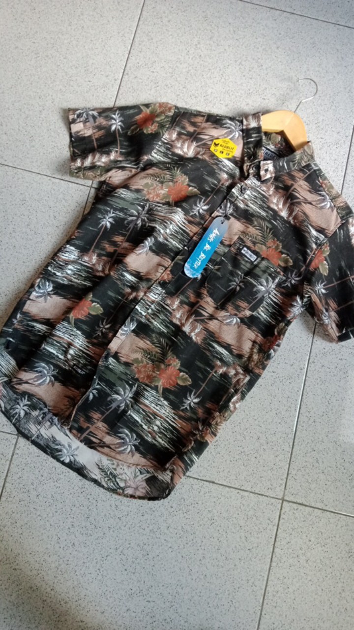 Kemeja Motif Lengan Pendek / Kemeja Surfing Atasan Pria (bisa Cod)