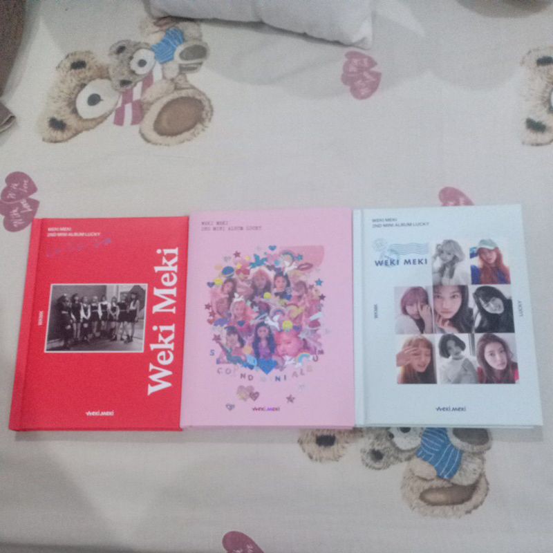 Weki Meki 2nd Mini Album Lucky (Album Only)