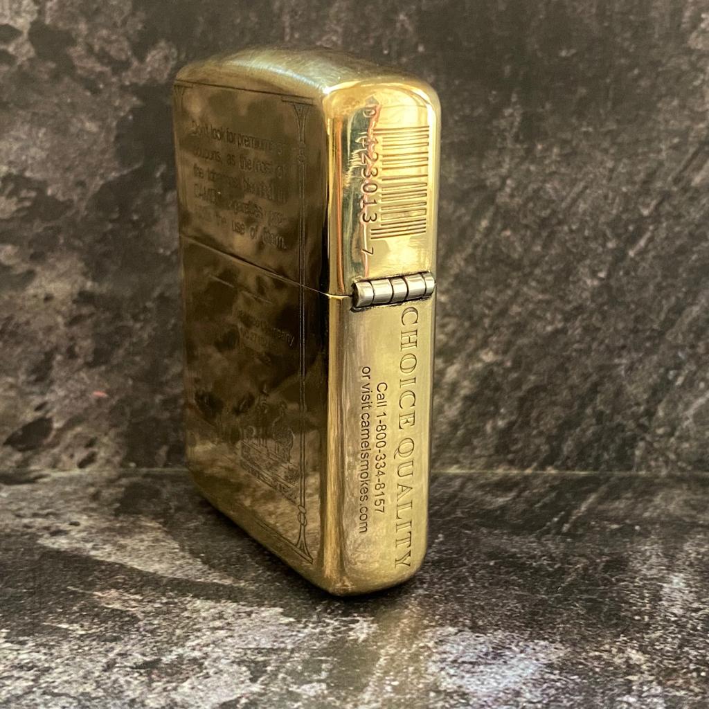 Korek Api ZIPPO Naga Gold