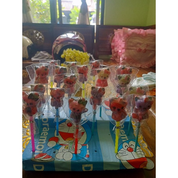 

coklat karakter coklat praline coklat lolipop