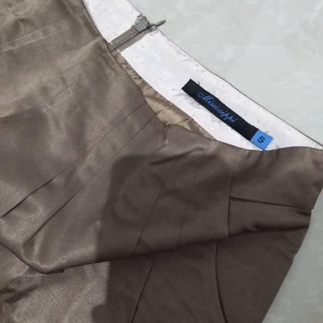 PRELOVED ROK REMAJA DEWASA MERK MISSISSIPPI SIZE S