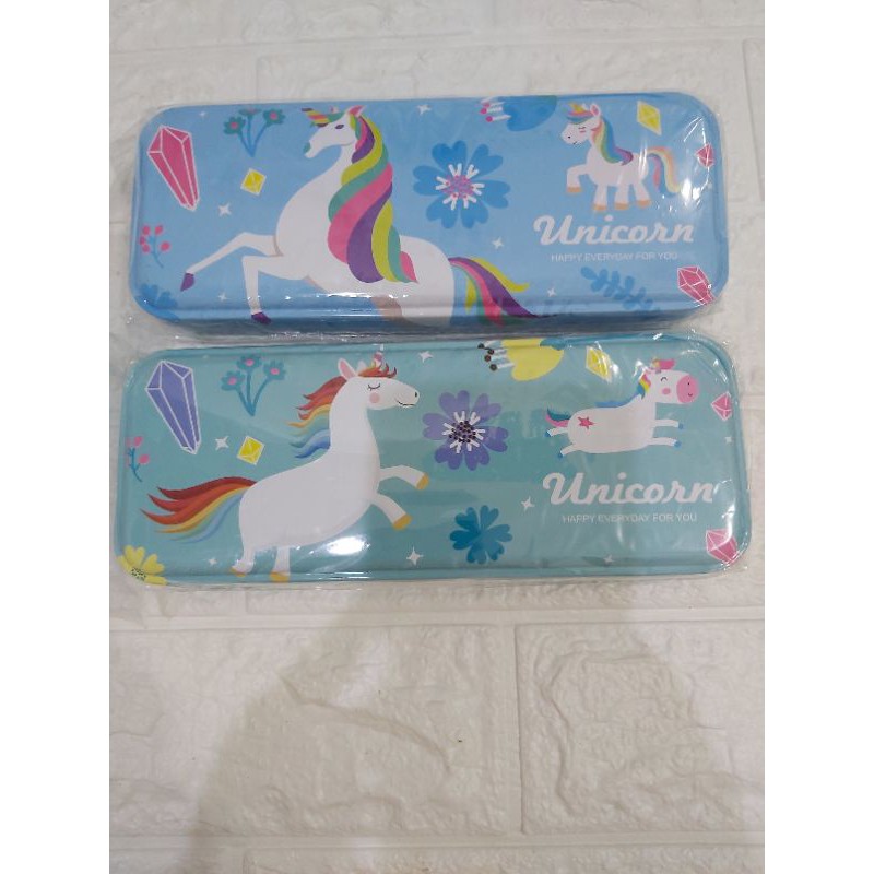 

Tempat pensil kaleng unicorn