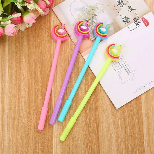 

Pulpen gel Karakter/ Karakter bisa Nyala/Bulpen Unik Ada Lampu Menyala/ Pulpen Model Unik dan Lucu