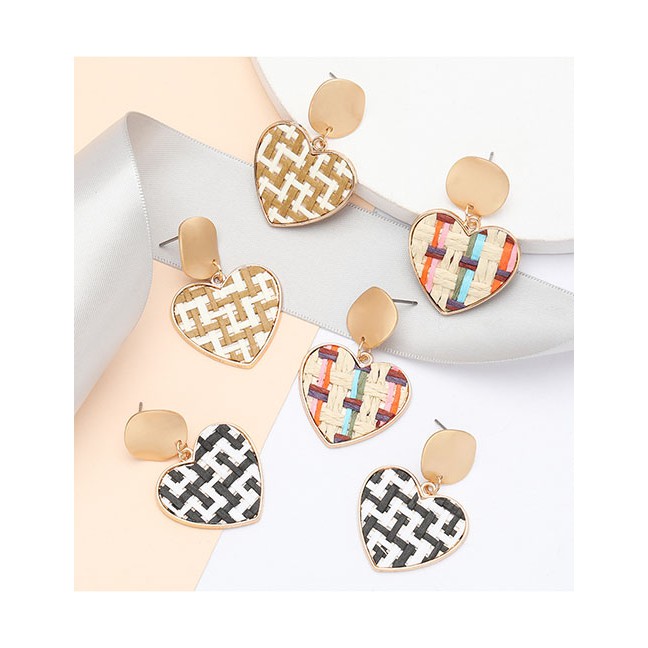 LRC Anting Tusuk Fashion Alloy Rattan Woven Pattern Love Heart Earrings D92183