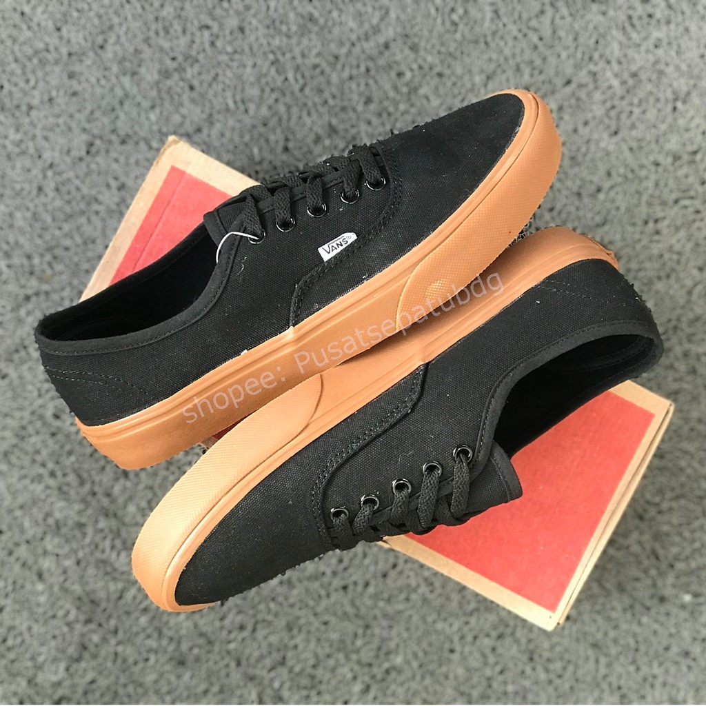 SEPATU VANS AUTHENTIC BLACK GUM WAFFLE DT