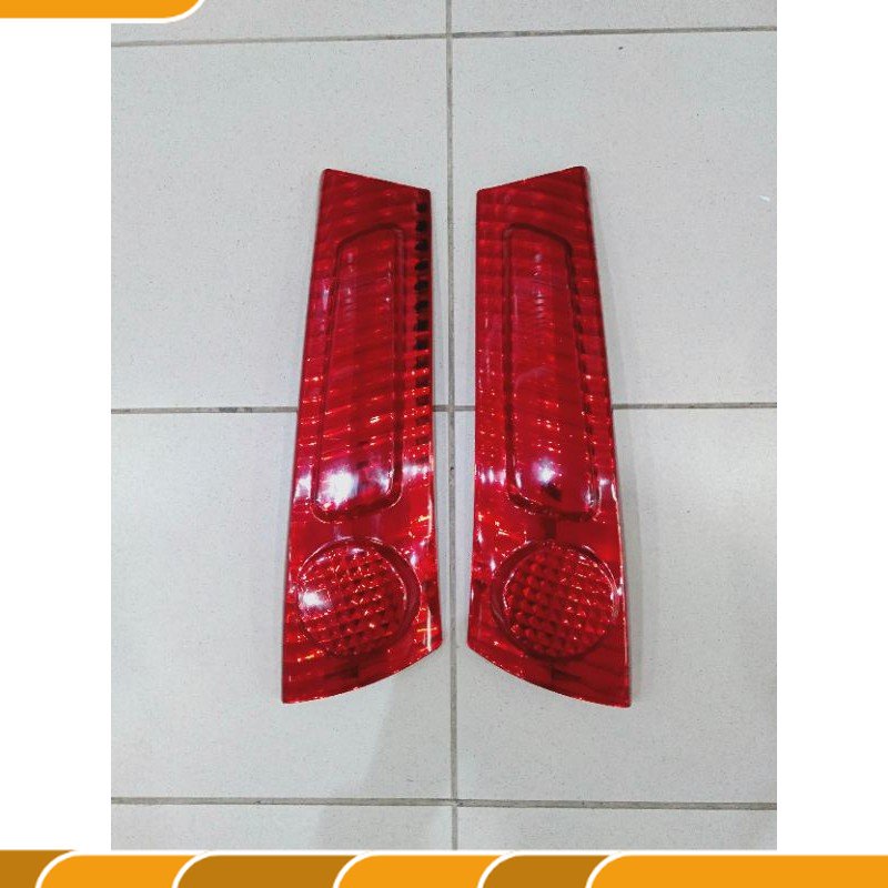 Reflektor belakang atas mobil Avanza Xenia 2004-2011 lama vvti variasi_mobil.id