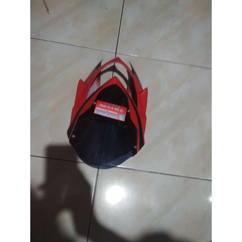 Cover headlamp Honda All New CB150R merah Doff list hitam