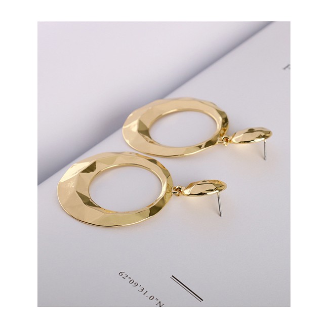LRC Anting Tusuk Fashion Golden Alloy Diamond Geometric Stud Earrings D84669