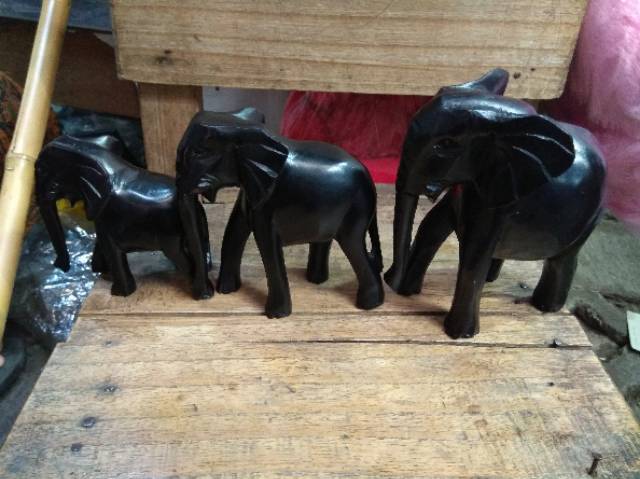 TERMURAH! SATU SET PAJANGAN BENTUK GAJAH BAHAN KAYU JATI ASLI ISI 3 PCS - DEKORASI RUMAH - SOUVENIR