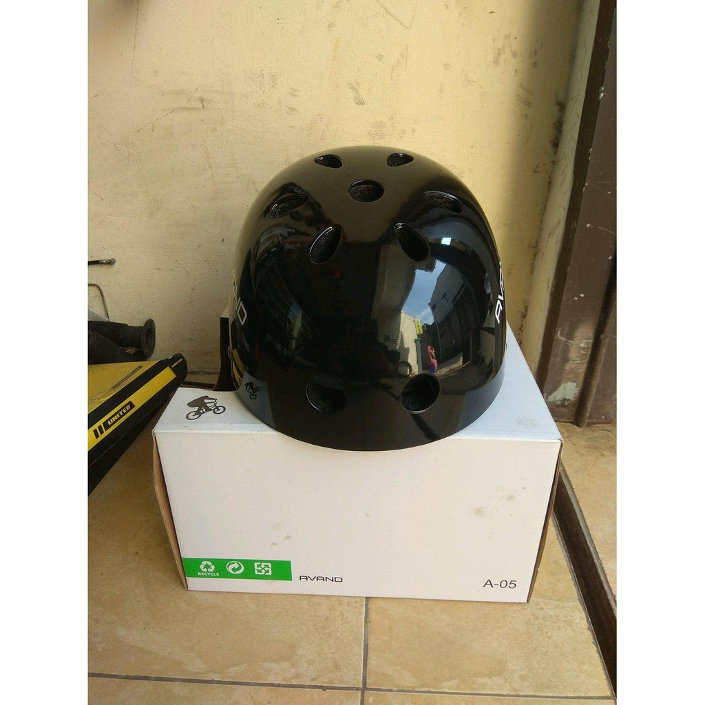 FADA -  HELM AVAND BMX   HELM BATOK AVAND