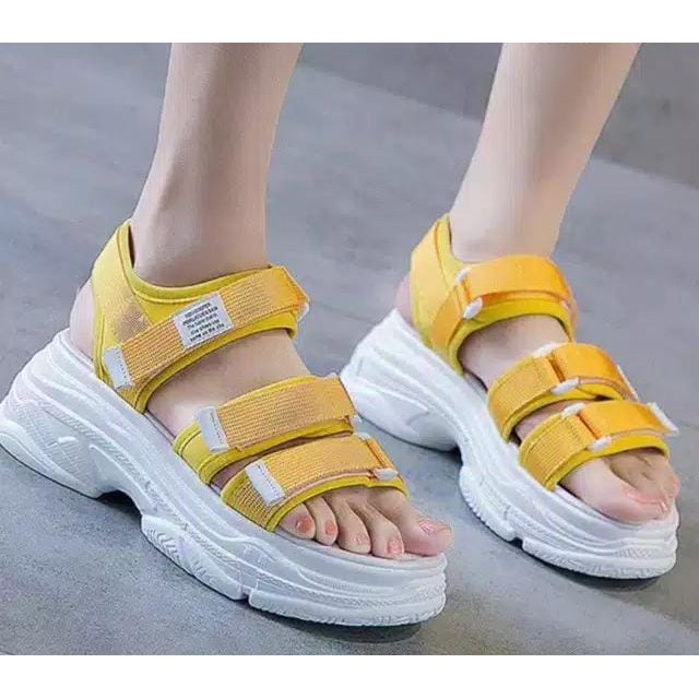 Sandal Gunung Wanita  Korean Fashion Sol putih Tebal 4 Cm- Kuning