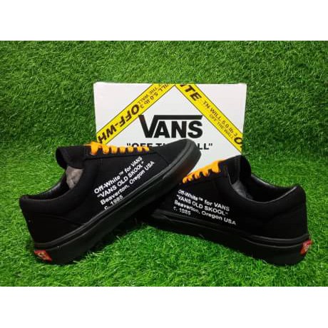 SEPATU VANS PRIA