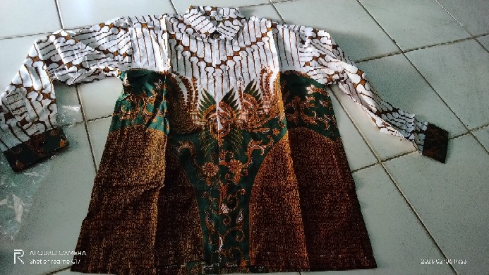 Couple Batik Parang Putih Bruklat Terbaru Lumbung Batik