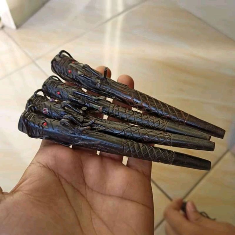 pipa rokok ukir naga