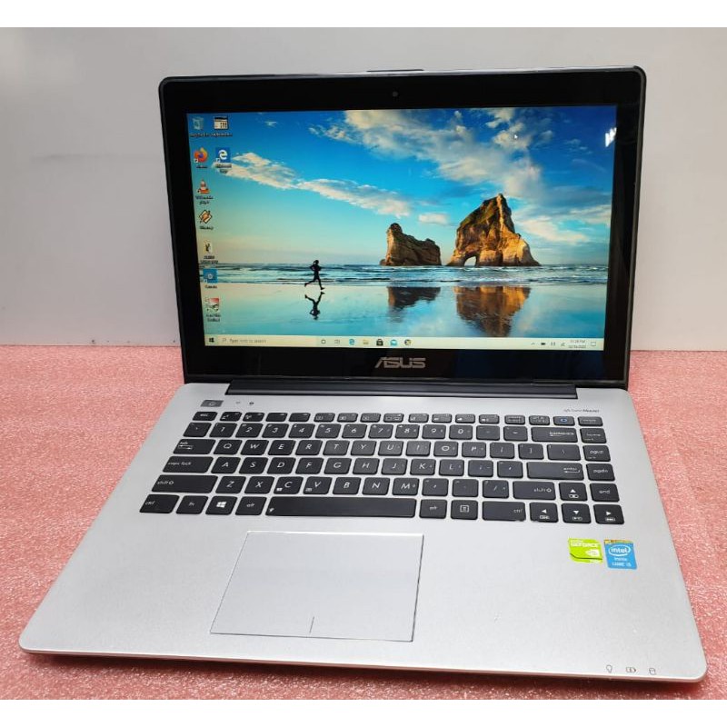 Laptop Asus TouchScreen S451LB Core i5 4200U Dual NVIDIA 2GB DDR3
