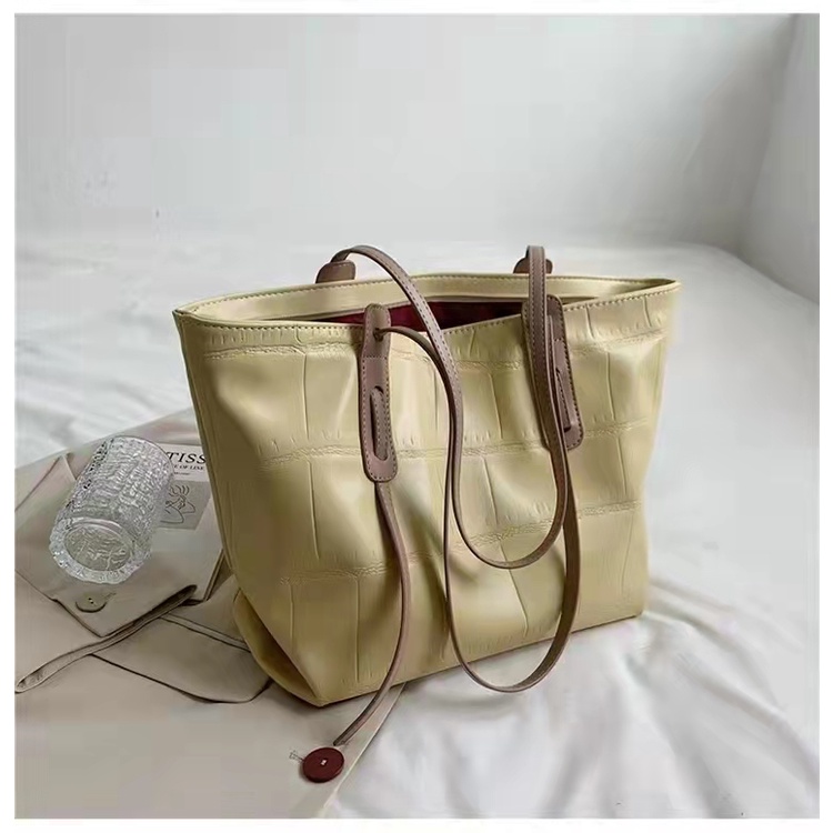 038 Fashion  Handbag Tas Selempang Wanita Import (1 KG MUAT 2)tas SHOULDER BAG Fashion Elegant wanita import terbaru 1kg bisa 2 tas import