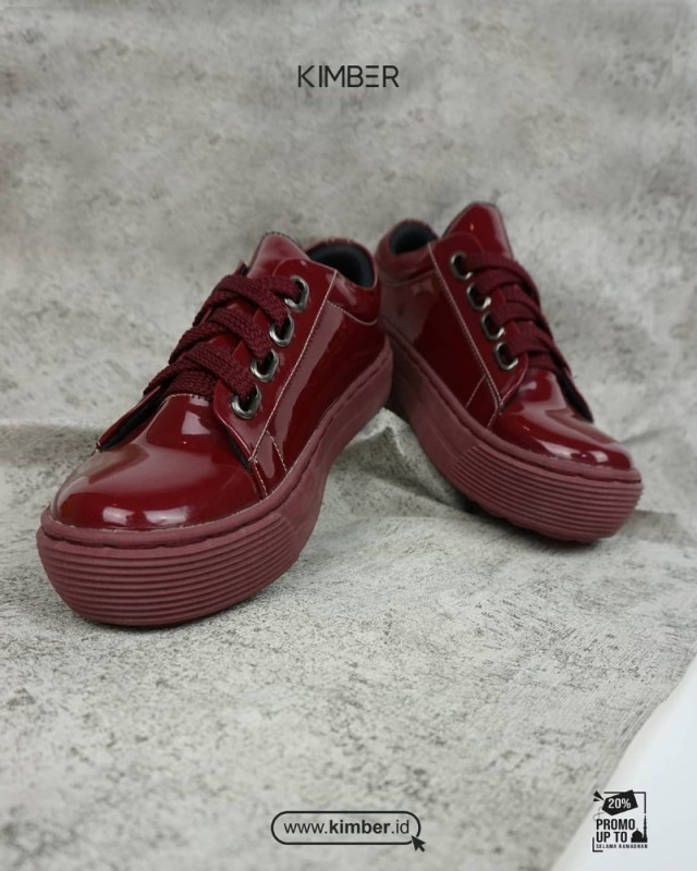 Sepatu Sneakers Casual Wanita Kimber Austin Maroon