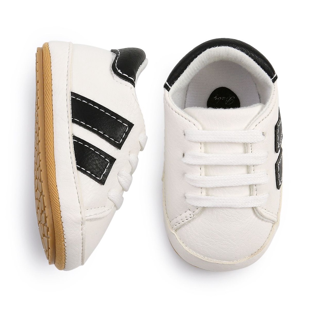 ANNANAKSTORE -  sepatu prewalker baayi lakilaai0-2 tahun / sepatu anti slip / sepatu bayi IMPOR KOREA
