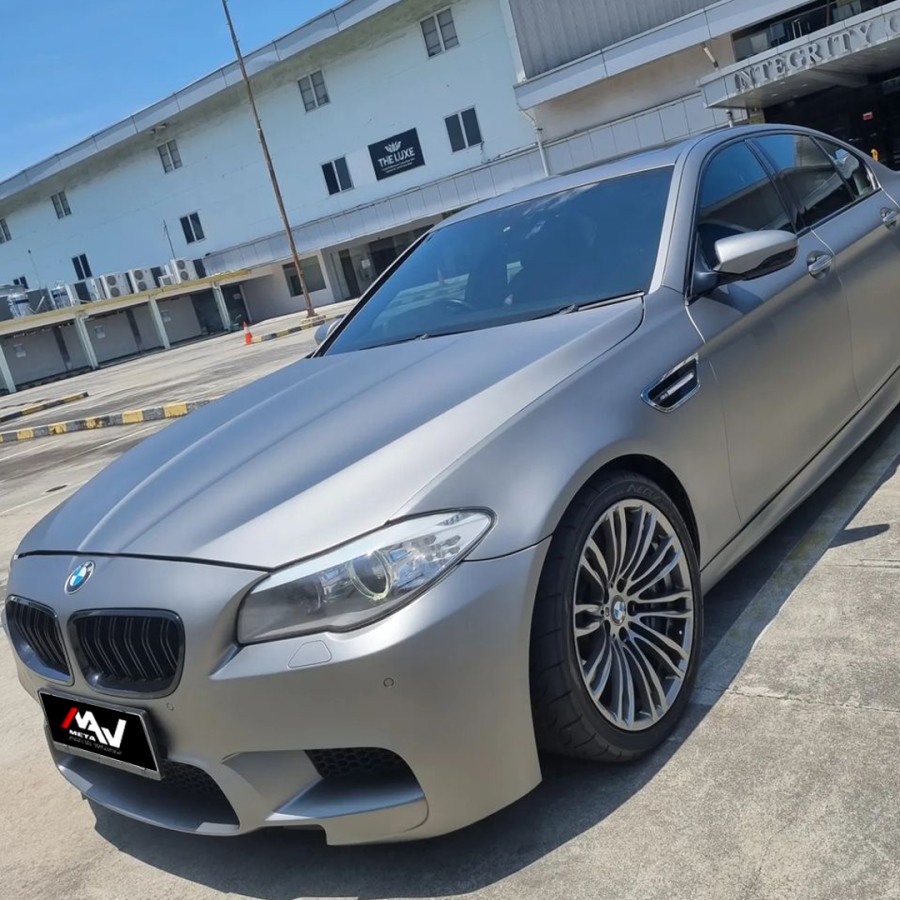 Wrapping Sticker Mobil Full Body Silver Matte Grey Premium