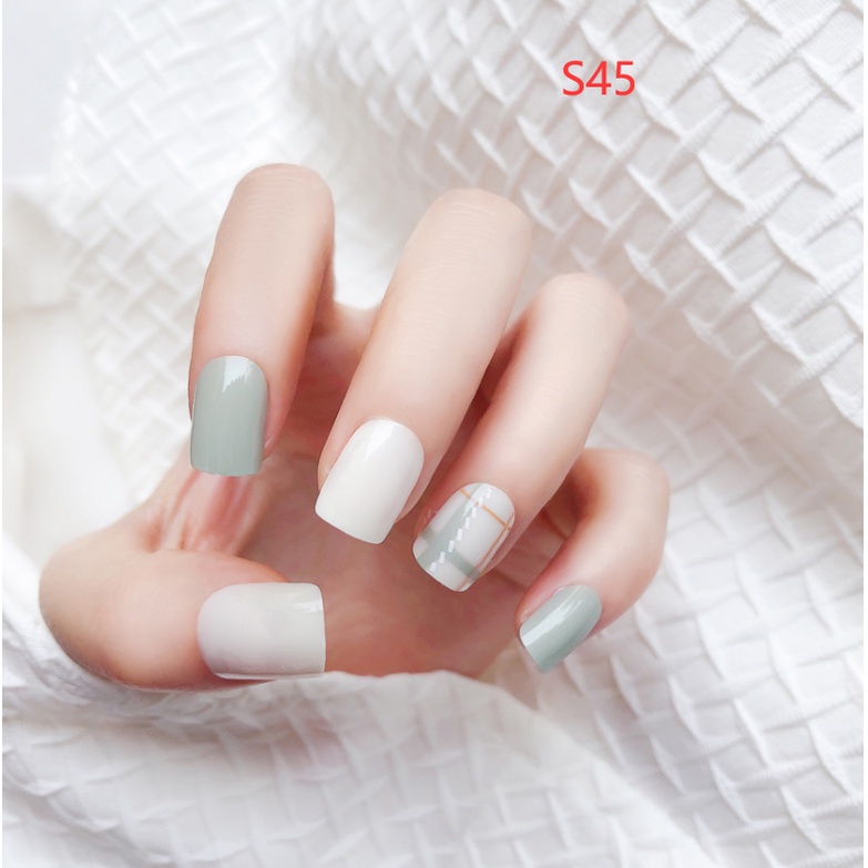 Divine Kuku Palsu 24pcs/set Long 3D Design Gaya Anggun Nail Art