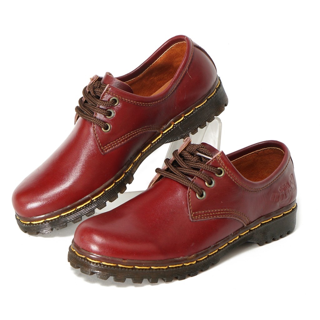 Sepatu Boots Kulit Asli Wanita Low Boot 3 Hole Like Docmart 7010