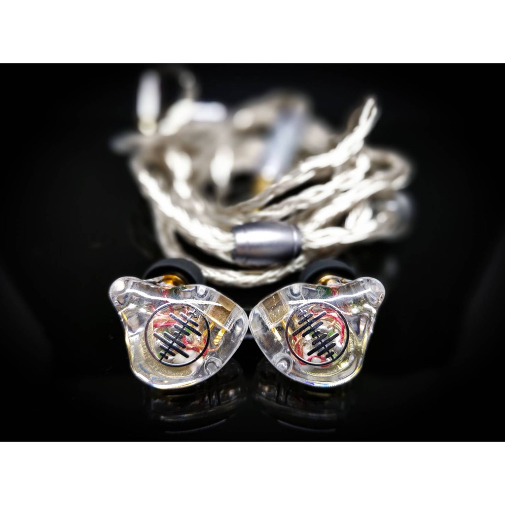 Wave 3HU BASS edition IEM in ear monitor panggung triple driver