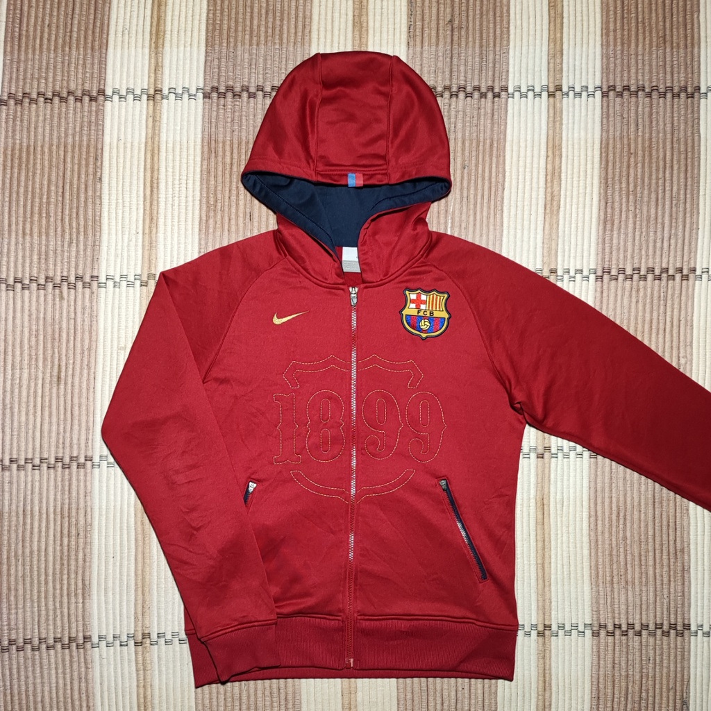 Jaket Hoodie NIKE FC BARCELONA Jacket Merah Size M Second Preloved