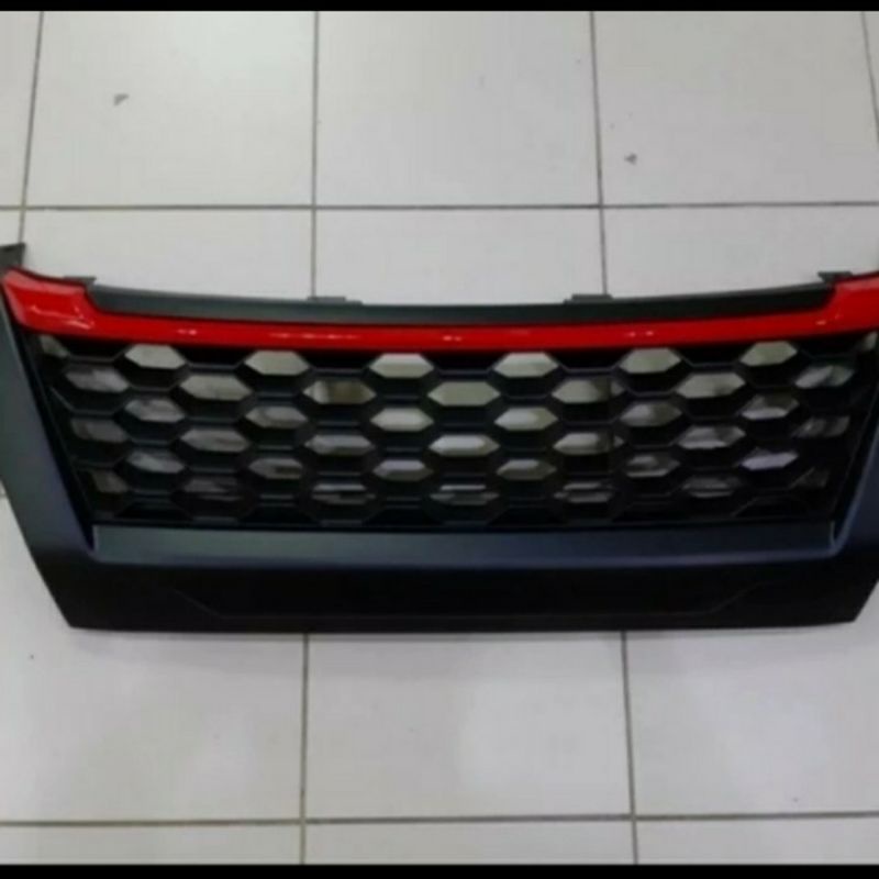 grill fortuner vrz 2016-2019 list merah