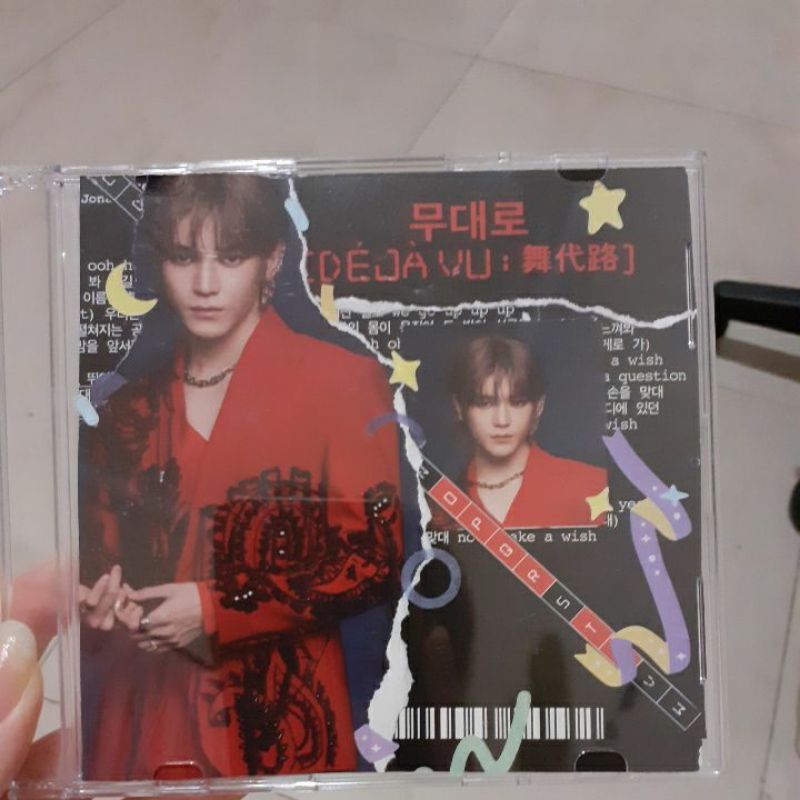 Taeyong arrival ver CD case (baca desk)