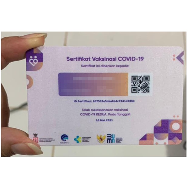 

bahan PVC tebal dan mengkilap