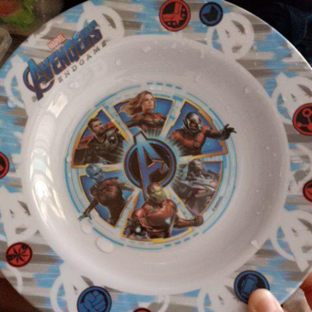 Piring Makan Melamin Anak Karakter Superhero Avengers 9inch