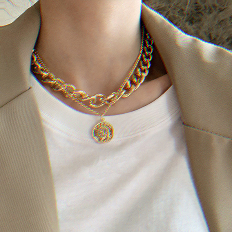 YEEZII Kalung Rantai Pendek Liontin Avatar Model Lapis Ganda Warna Emas Perak Gaya Retro Untuk Wanita