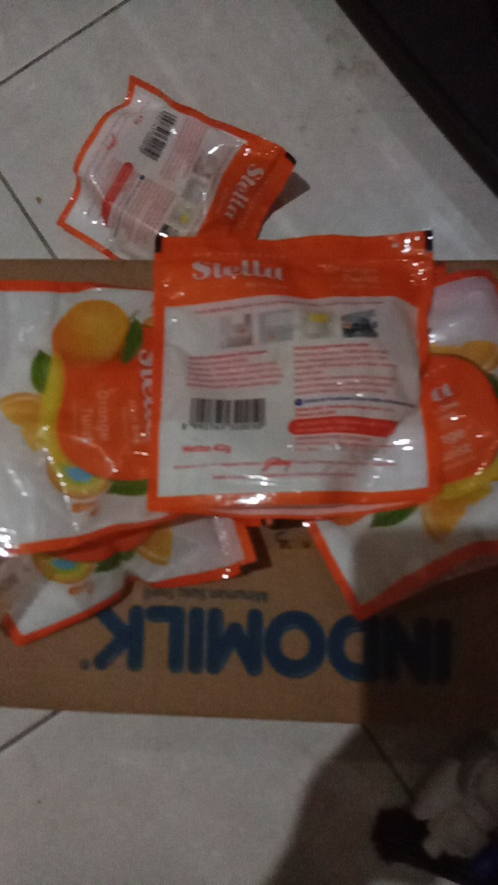 Stella All In One Pengharum Ruangan 42 Gr