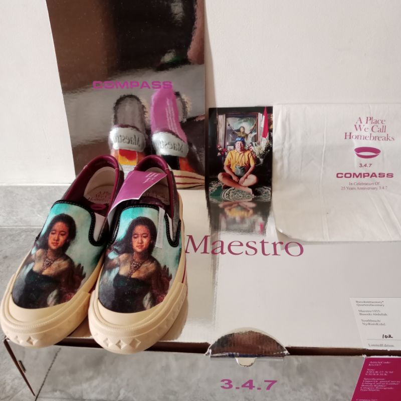 Compass Slip On Nyi Roro Kidul Size 42 Limited Edition