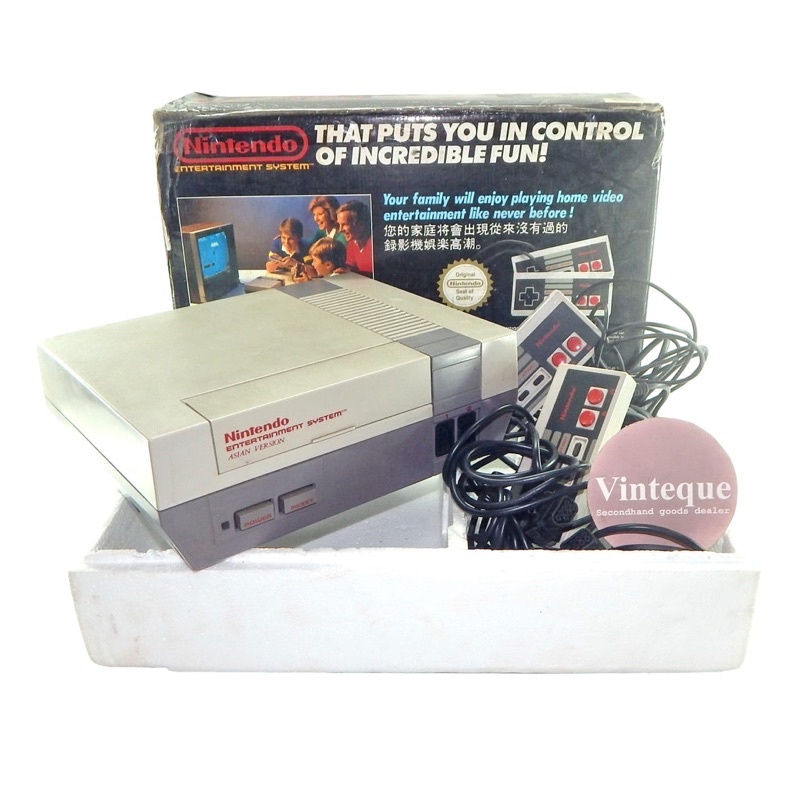 Video Game Vintage Antik Nintendo Entertainmen System NES Classic Original Japan