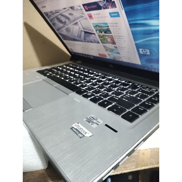 Leptop HP Ultrabook Follio 9470m Core i7-3687U Free Mous