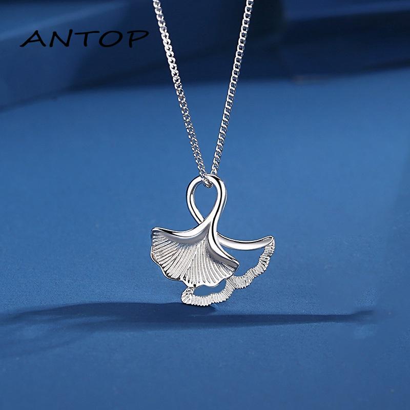 1 Pcs Korea Kalung Wanita Titanium Anti Karat Perak Ginkgo Biloba Melubangi Chain Necklace ANTOP