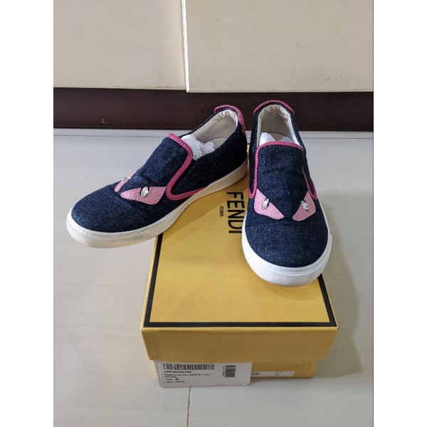 Preloved Excellent Fendi kids shoes / sepatu anak perempuan size 36