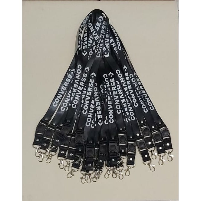 

Name Tag Produk Converse - Gantungan Converse Surabaya - Ready Lanyard Converse