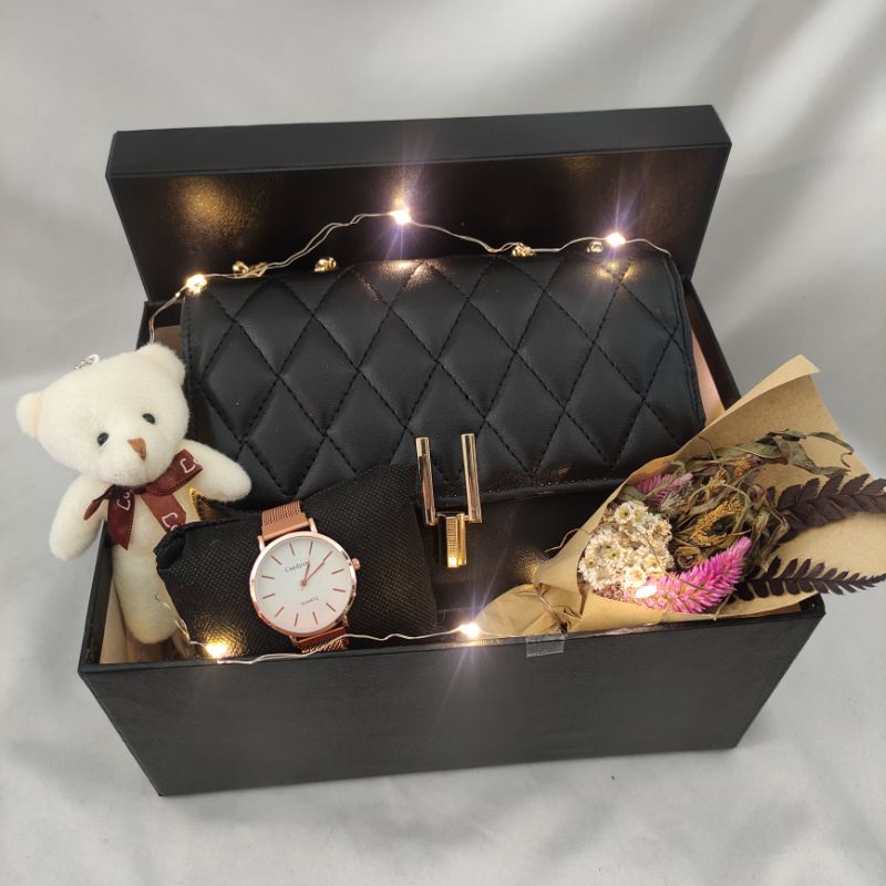 KADO HADIAH WANITA TAS PREMIUM DAN JAM