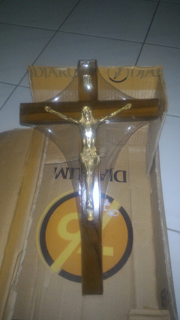 Salib Dinding / Gantung Kayu Courpus Yesus 40 Cm - Souvenir/ Hadiah/ Arca