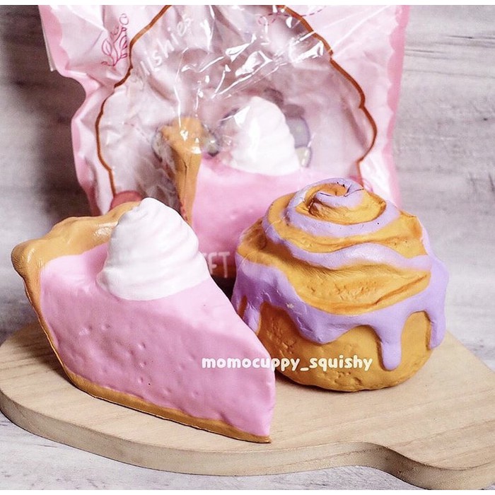 SQUISHY LICENSED sweet cake series by geiiwo ( kue besar slow soft)