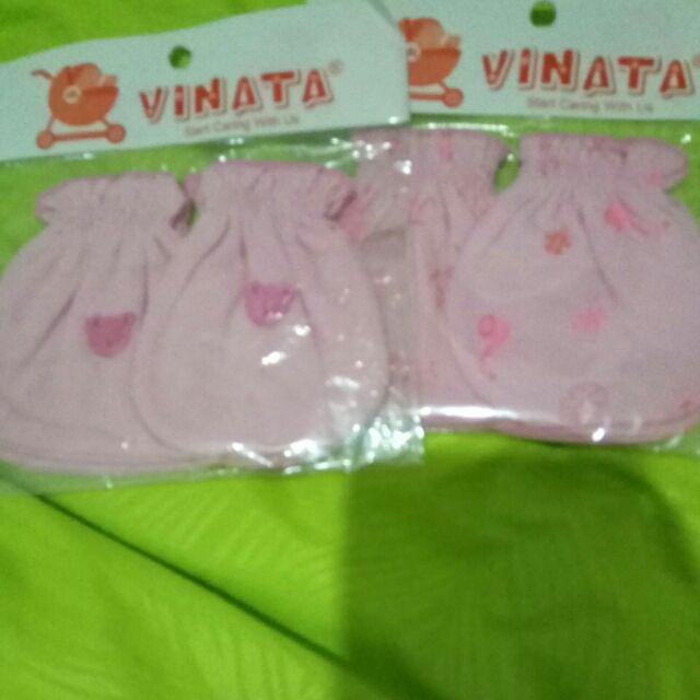 Sarung Tangan +kaki Merk Vinata