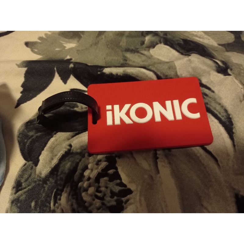 iKonic Card Holder