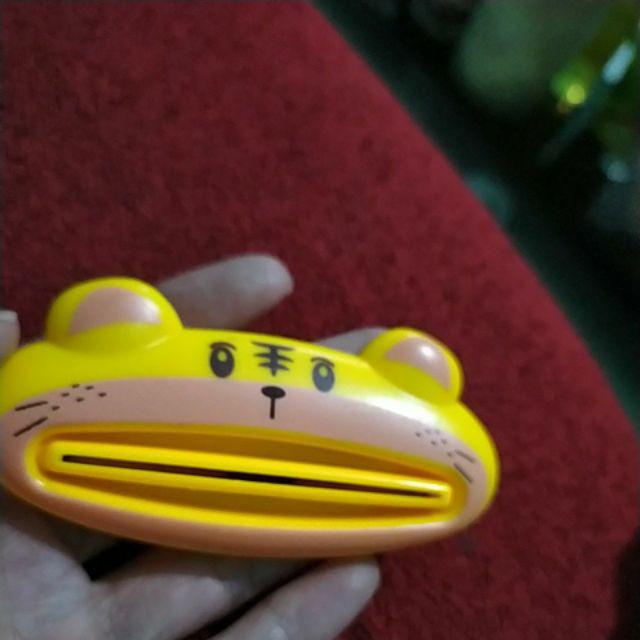 Alat Penjepit Odol Karakter Pasta Gigi Jepitan Pencetan Pemencet Krim Toothpaste Tube Dispenser Lucu