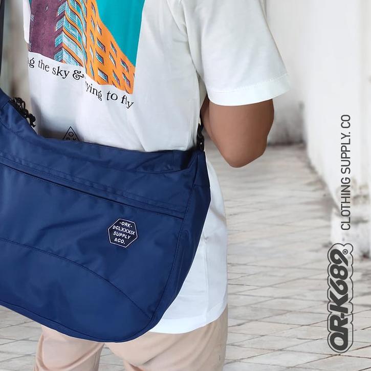 ✮ ORK689 Tas Selempang Pria Tas Slempang Pria Sling Bag Waterproof Half Black ℮