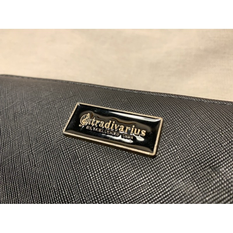 Dompet Stradivarius Preloved